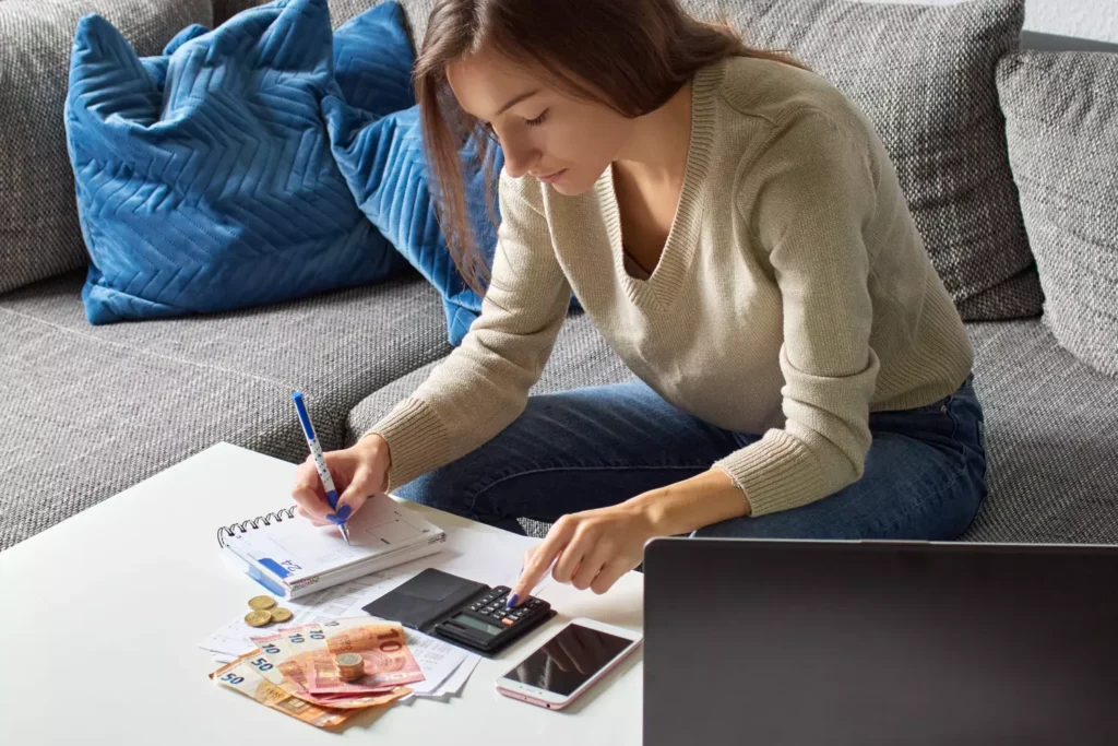 Budget étudiant en France : Coût de la vie, logement et aides (CAF) pour les Marocains